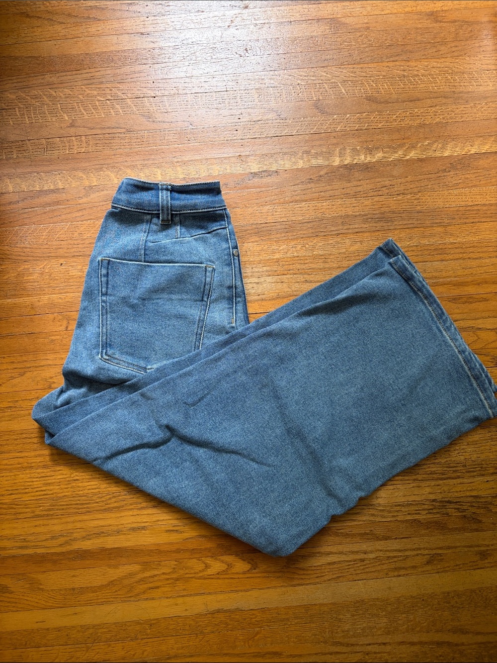 Simons Women's Denim Wide Leg Jeans in Faded Blue